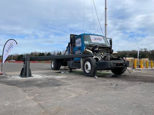 IP54 Protection Level Rising Beam Gate with -20℃ to 60℃ Operating Temperature and ≤50 Meters Remote Control Distance