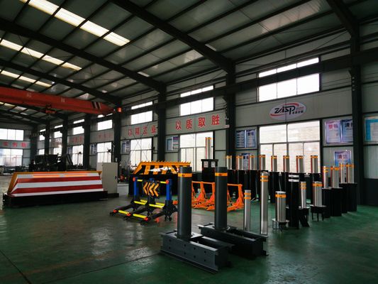 Hydraulic Traffic Road Blocker for Parking Lot Top Plate Thickness 20mm