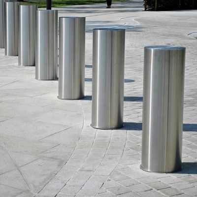 Anti Crash Anti Terrorism Stainless Steel Bollards With 4-30mm Thickness