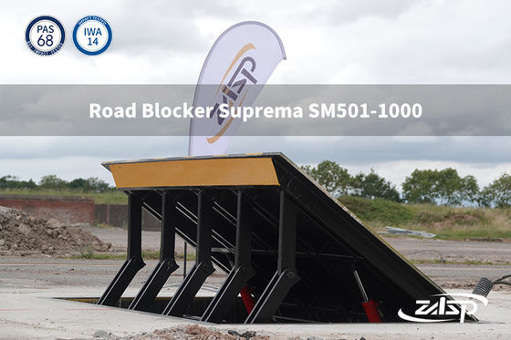 6M-4200KG Road Blockers with LED Warning Light Yes and Device For Manual Handling