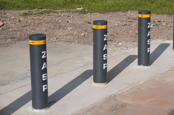 1000mm Height Anti Ram Bollards With IWA14-1 Certified Customized Color