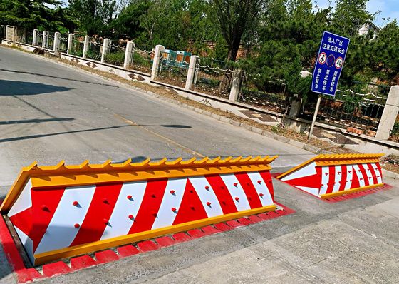Standard Carbon Steel Road Block Spikes With LED Lights Access Control