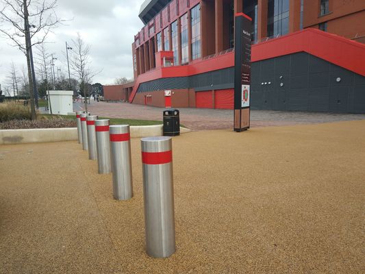 70mm Depth Brushed Stainless Steel High Security Street Bollards for Pedestrian Safety