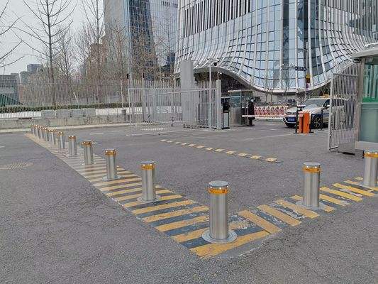 IP68 Rated LED Lighted Retractable Driveway Bollards With Automatic Lifting Function
