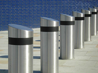 304 316 Stainless Steel  Bollards for Pedestrian Safety 2 pc Stripe Light