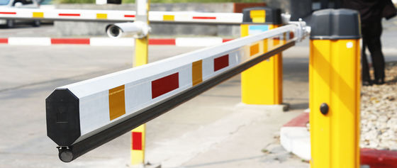 Rfid Vehicle Access Control System Road Barrier for Parking System Boom Gate Barrier