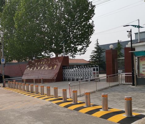 6mm Thickness IP68 Rated Rising Security Bollards Retractable For Remote Control Automobiles