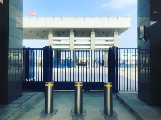 6mm Thickness IP68 Rated Rising Security Bollards Retractable For Remote Control Automobiles
