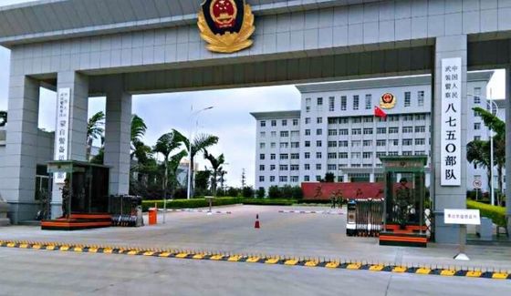 Roadway Safety Automatic Tyre Killer With Customized Color Remote Control