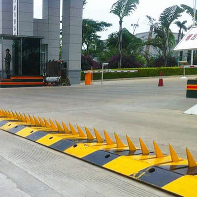 Heavy Duty Spike Systems Plate Barrier ISO9001 CE Certified  Speed Bump Spikes
