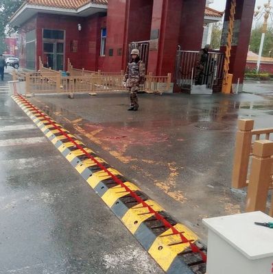 A3 Steel Road Spike Barrier Hydraulic Tyre Killer Remote Control Residential