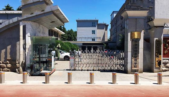 6mm Thickness Semi Electric Parking Bollards For Parking CE SGS ISO9001 Certified
