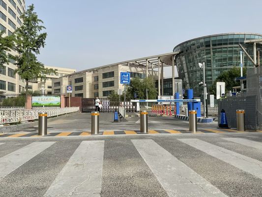 Emergency Power Failure Automatic Rising Bollards With Optional Heating
