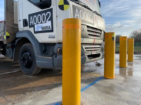 200mm Depth Fixed Bollards Strong Corrosion Resistance for Industrial Facilities