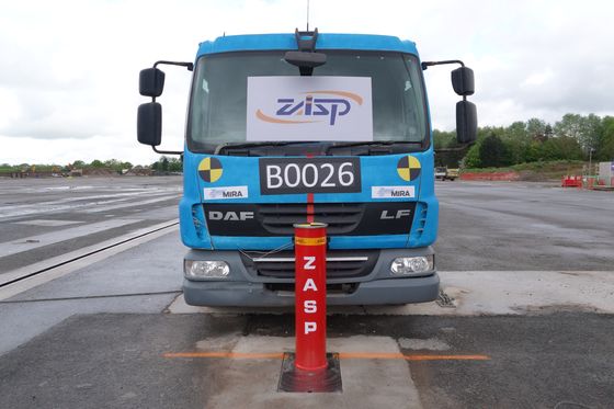 304 Automatic Bollards For Driveways Remote Control 3.8s Rising Time