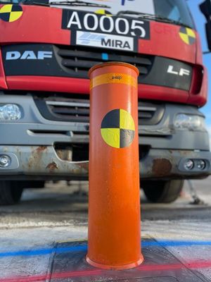 Hydraulic Automatic Bollard for Hostile Vehicle Mitigation and Anti-Terrorist Protection