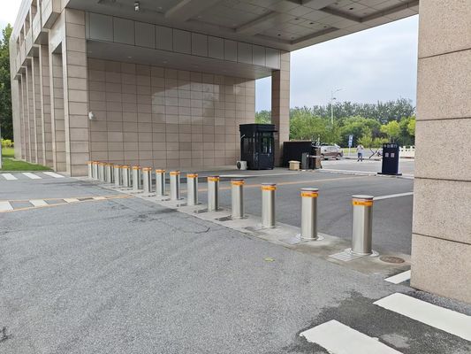 Automatic Semi Automatic Bollards For Commercial Residential Use