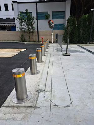 Anti Ram Hydraulic Retractable Bollards With Remote Control