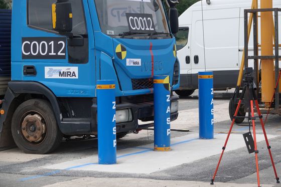 Shallow Mount Stainless Steel Removable Bollards For Physical Security