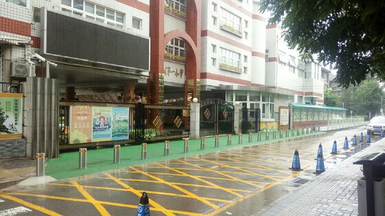 Remote Control Rising Bollards