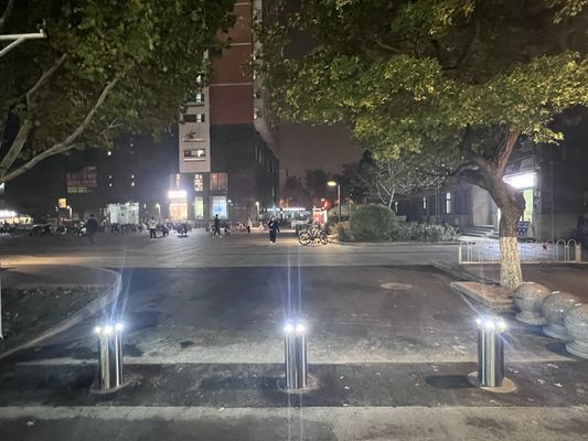 Security Automatic Car Park Bollards 6mm Thickness With LED Lights