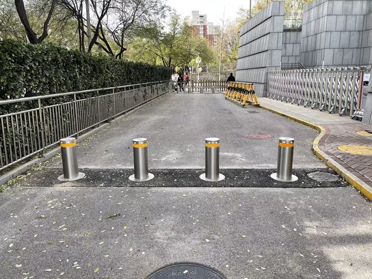 IP68 Rated Automatic Bollards With Optional Heating Unit And Reflective Strip In Various Colors