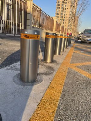 600mm 1000mm Height Electronic Parking Bollards Automatic Traffic Bollards