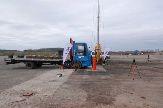 Fixed Bollards with 450mm Depth ISO 9001 Compliant Q235 Carbon Steel for Perimeter Security